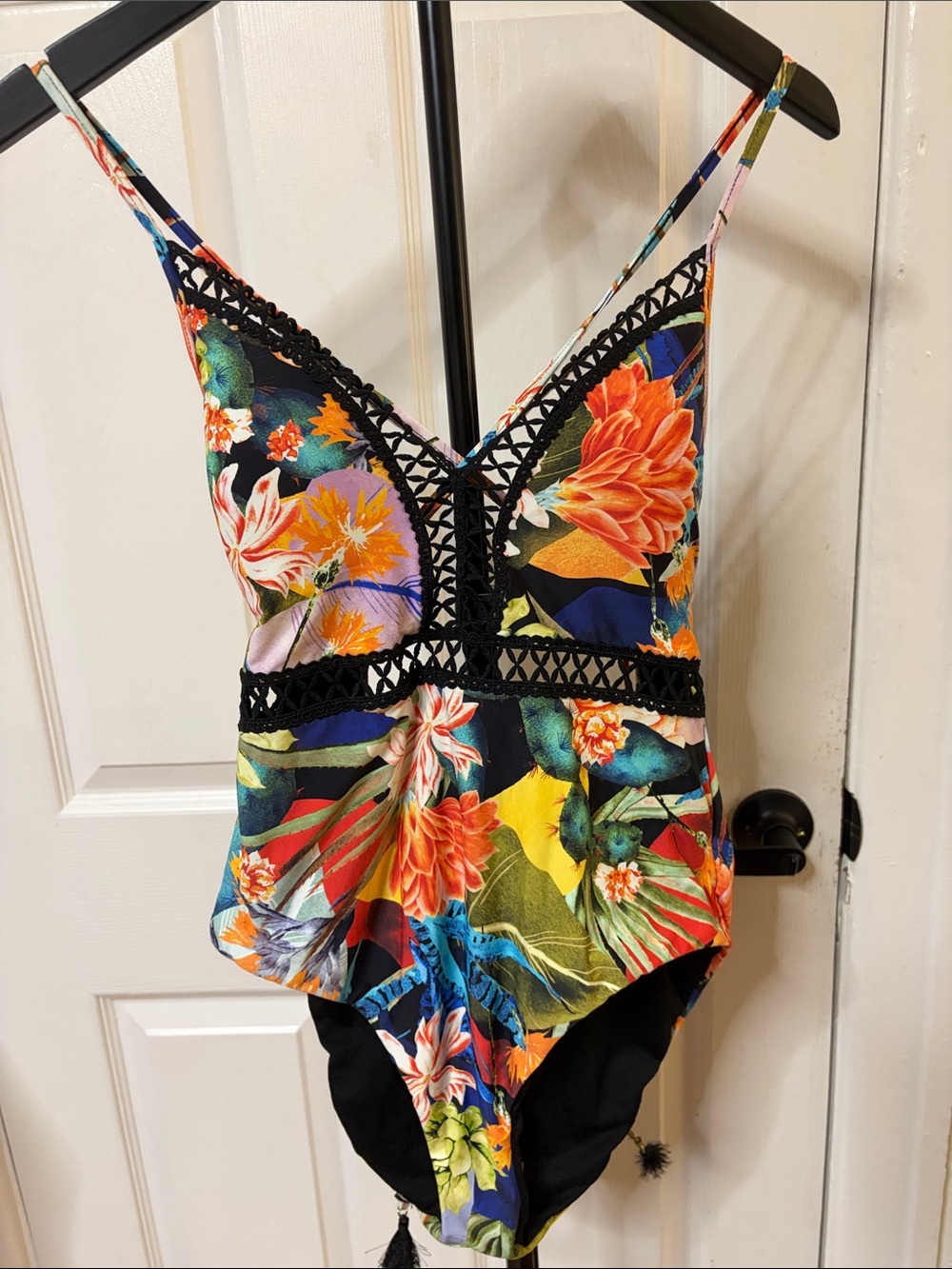 Lucky Brand Floral One-Piece Swimsuit in Black with Multicolor Print new no tag
